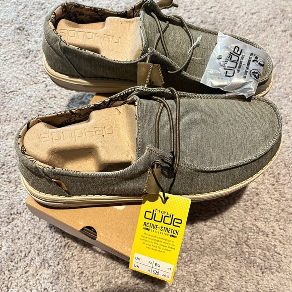 Hey Dude Shoes - Womens Hey Dude Wendy Stretch Steppa Size 10 NWT.